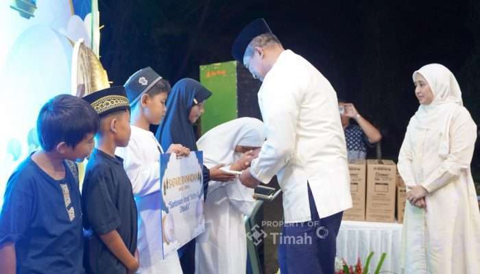 Anak Yatim Piatu dan Dhuafa Terima Santuan dari PT TIMAH