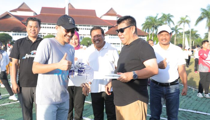 Nasabah Undian Tabungan Pesirah Menangkan 1 Unit Toyota Rush