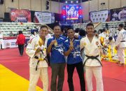Sabet Medali Emas dan Perak