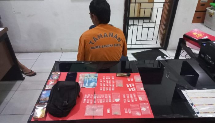 Pengedar Sabu Ditangkap Saat Ngopi di Warkop