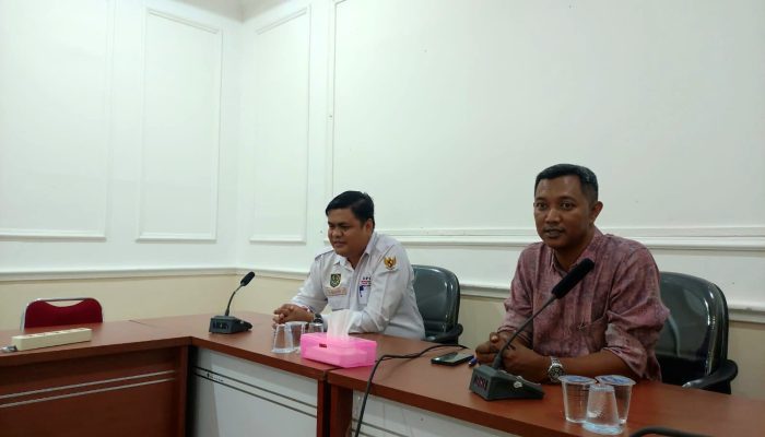 Kades Perlang Libatkan Mahasiswa KKN Unmuh