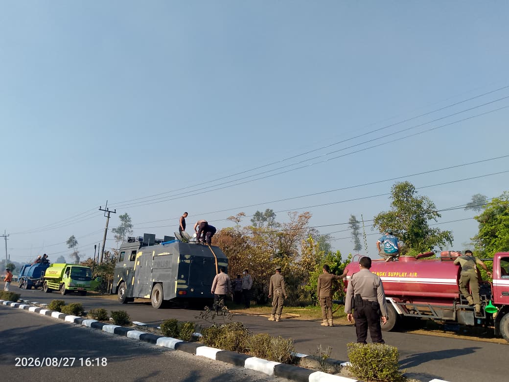 Api Lahap Lahan Gambut Bypass