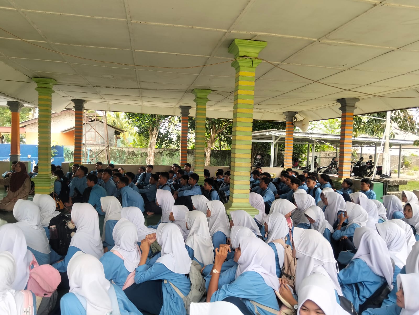 Polres Bangka Barat Sasar Siswa SMPN 1 Kelapa